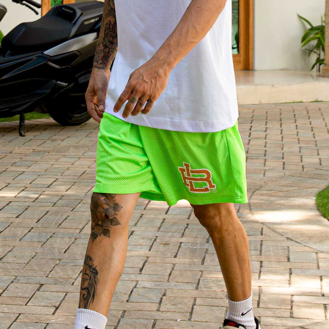 GREEN LIGHT